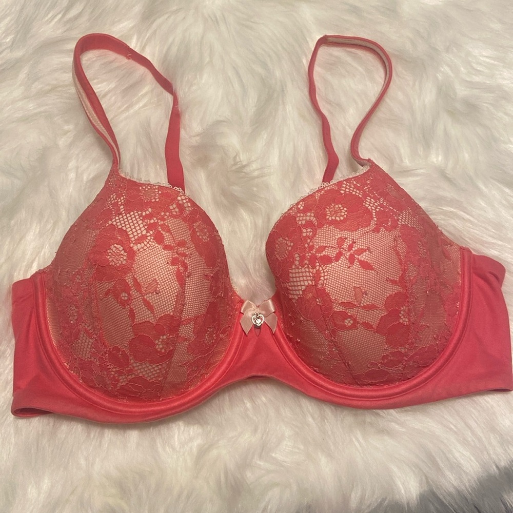Victoria’s Secret body by Victoria lined Demi bra 36D pink lace bow